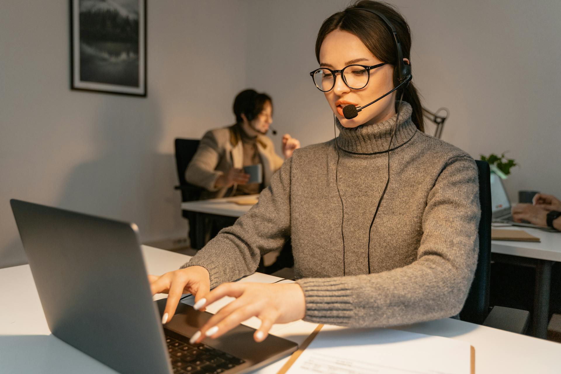 outsourcing-support-for-saas