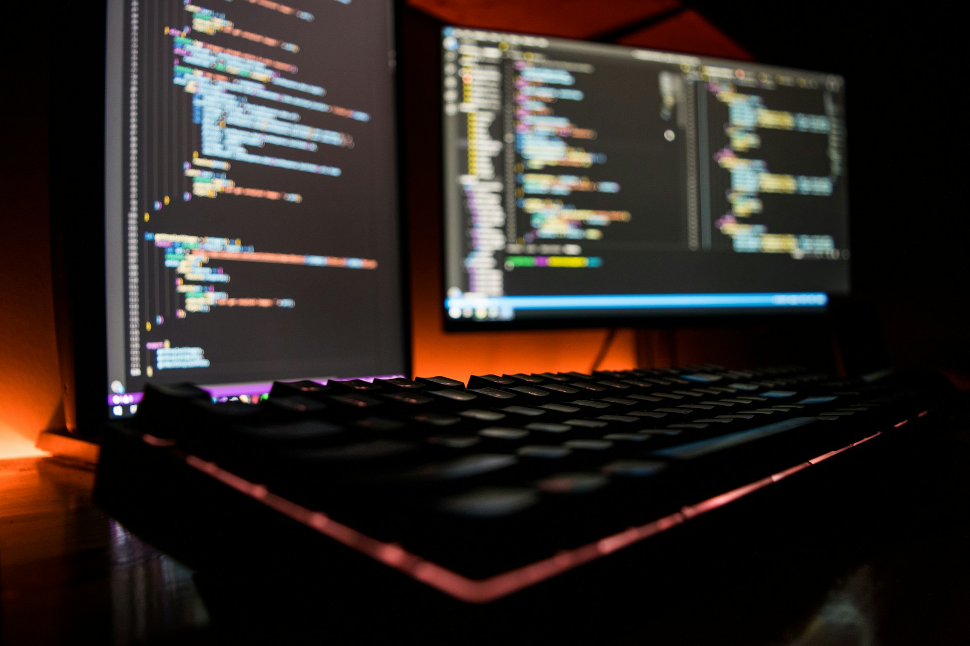 black-computer-keyboard